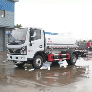 Vente directe usine : Camion-citerne Dongfeng 4X2 9CBM pour le lavage des rues et l'approvisionnement en eau des chantiers - Product Image 3