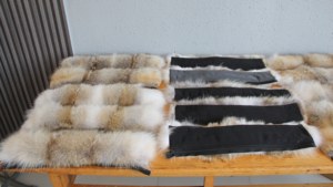 100% tela de felpa de poliéster Super suave estilo burbuja ecológico transpirable falso collares de piel de Coyote - Product Image 5