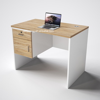 Chef de la direction Table de bureau Table d'ordinateur Bureau de direction Bureau de direction moderne en forme de L Bâtiment moderne en bois blanc de haute technologie