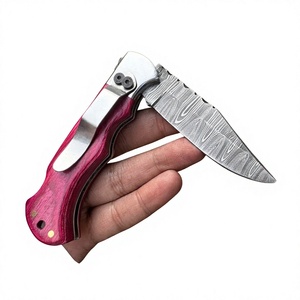Couteau de poche pliant de survie de qualité industrielle en acier Damas, pointe droite, verrouillage arrière, manche en bois Pakka 58 - Product Image 4