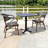 Ensemble quatre pièces de tables et chaises d'extérieur en rotin à prix de gros pour cour et jardin – Table et chaises de loisirs pour le thé