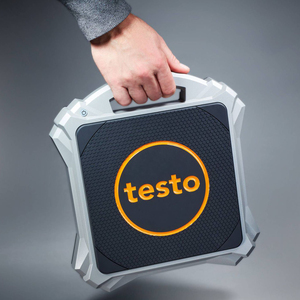 Juego de básculas para refrigerantes Testo 560i operadas por aplicación, compatibles con manómetros digitales para sistemas de refrigeración - Product Image 2