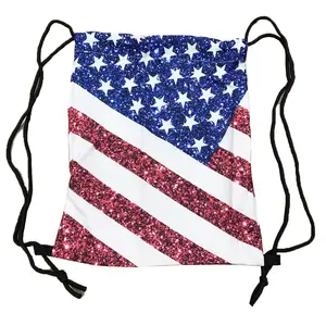 حقيبة ظهر برباط عليها علم أمريكي و شعار مخصص حقيبة ظهر رياضية برباط من البوليستر للياقة البدنية