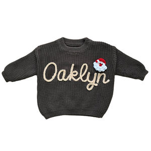 Pull personnalisé brodé à la main avec nom Pull avec nom personnalisé Cadeau d'anniversaire Filles Garçon - Product Image 4