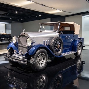 Nouvelle Voiture Électrique Vintage de Luxe, Élégante et de Haute Qualité, 30 km/h, Pièces Personnalisables, Homologuée pour la Route, Idéale pour le Tourisme Rétro - Product Image 3