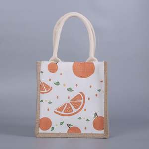 Sac fourre-tout de plage de Noël en toile de jute et en hessian avec poignées en cuir - Product Image 4