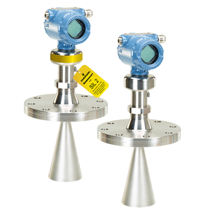 Série Emersons Rosemounts 5400/5041/5402/Sans contact/2 fils/Precision ±3 mm/Technologie à double port/IP66 NEMA 4X - Product Image 2