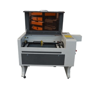 Máquina láser <span class=keywords><strong>de</strong></span> <span class=keywords><strong>grabado</strong></span> <span class=keywords><strong>de</strong></span> madera, nuevo diseño VOIERN <span class=keywords><strong>2021</strong></span> 6040, co2, acrílico, cuero, máquina <span class=keywords><strong>de</strong></span> corte láser para la venta, 4060 - Product Image 1