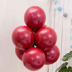 Palloncini Rosso Rubino all'Ingrosso per Decorazioni Matrimoniali, Forma a Cuore, Rosso Melograno, per Allestimento Romantico della Sala Nuziale - Product Image 3