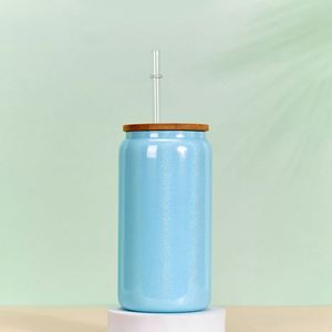 Vaso de Vidrio Esmerilado de un Solo Color de 20oz/24oz con Tapa de Bambú y Pajita para Tiendas y Cafés - Product Image 2