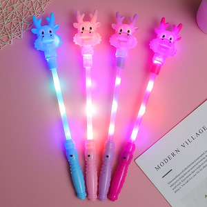Bâton lumineux clignotant pour l'année du dragon, jouets lumineux en plastique unisexe, cadeau pour enfants de 2 à 4 ans - Product Image 3