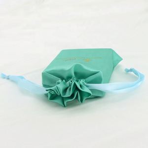 Bolsas de Seda Pequeñas con Cordón, Impresión Personalizada, Bolsa de Satén Rojo Vino para Empaque de Cabello - Product Image 3