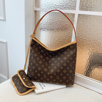 Sac fourre-tout de style vintage modèle 2025 avec fermeture éclair, design portable, doublure en polyester. Sacs à main uniques par des créateurs de marque
