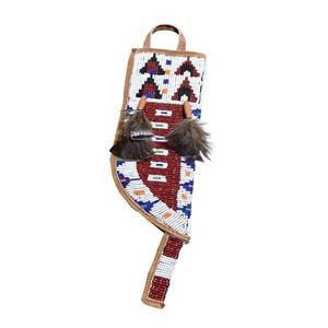 Étui à couteau en cuir souple perlé avec décor en plumes et boucle de suspension, ajustement universel, accessoire de chasse - Product Image 1
