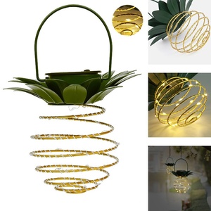 Lámpara de Piña Solar de Color Blanco Cálido, <span class=keywords><strong>Farol</strong></span> de <span class=keywords><strong>Hierro</strong></span> Forjado LED IP44 Resistente al Agua, Decoración de Jardín Colgante - Product Image 2