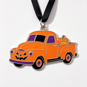 Ciondolo Auto in Metallo 2026 Halloween, Personalizzabile con Logo, Smaltato, da Appendere, in Lega, Ingrosso, Decorazioni Regalo, Ornamenti Metallici per Pickup - Product Image 5