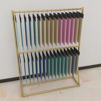 Étagère de présentation de tapis en métal thermolaqué à hauteur réglable sur mesure avec conception de retournement de page pour salle d'exposition et commerce de détail