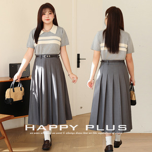 กระโปรงพลีททรงเอเอวสูง Runqi สีเทา โพลีเอสเตอร์ ไซส์พลัสสำหรับผู้หญิง พร้อมเข็มขัด และชุดเสื้อโปโล รุ่น N8857 - Product Image 4