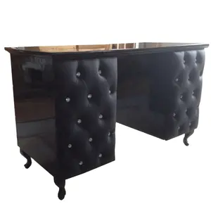 طاولة مانيكير فاخرة سوداء اللون بتصميم عصري فاخر بسعر الجملة من Bomacy لأثاث صالون تجميل الأظافر