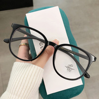 Lunettes de vue unisexes anti-lumière bleue Montures plates ultra-légères Lentille en PC bleue style chaud pour femmes