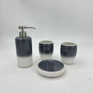 Nuovo Set di Accessori <span class=keywords><strong>per</strong></span> <span class=keywords><strong>Bagno</strong></span> in Ceramica Design 2026, Set da 4 Pezzi - Product Image 3