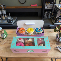Boîtes à macarons avec fenêtre Boîte à sacs en papier enduit UV pour l'emballage alimentaire des gâteaux et pâtisseries Boîtes à bonbons pour les chips de pommes de terre