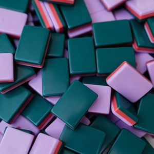 Juego de Mahjong Americano de Melamina Acrílica Grabada de 3 Capas, Diseño Cascanueces Azul, con Conteo de Fichas Personalizado, Regalo de Lujo para Navidad y Entretenimiento - Product Image 3