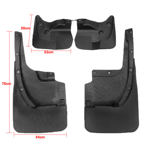 Guardabarros para Land Cruiser LC200 70x34cm, Negros, Deflectores de Neumáticos - Product Image 1