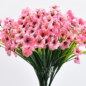 <span class=keywords><strong>Flor</strong></span> <span class=keywords><strong>de</strong></span> plástico violeta <span class=keywords><strong>artificial</strong></span> resistente a los rayos UV sin decoloración <span class=keywords><strong>de</strong></span> 5 tenedores para jardín doméstico para <span class=keywords><strong>Amazon</strong></span> Vendedor superior para ocasiones <span class=keywords><strong>de</strong></span> Graduación - Product Image 2