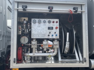 Camion-citerne à carburant intelligent de 13 000 L, véhicule de soutien au sol moderne de 14 m³ pour l'aviation civile - Product Image 3
