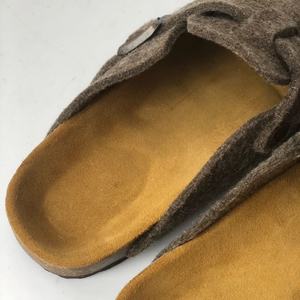 Chaussures en bois confortables de haute qualité, personnalisées pour l'extérieur, avec une semelle distinctive en bois massif, multifonctionnelles, design simple et tendance - Product Image 3