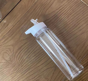 Wholesale 750ml Plastic Outdoor Sports Water <b>Bottle</b> with Carrying Handle for Eco-Friendly Unisex - Product Image 4