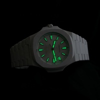 2024 haute qualité polycarbonate montres à Quartz mode nouvelle tendance classique créatif boîtier en plastique poignet hommes montre à Quartz OEM