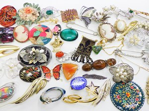 Set Surtido de Accesorios Unisex de Calidad Superior, 50 Broches de Moda China al por Mayor - Product Image 5