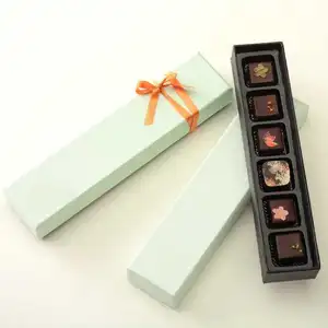 Boîte de papier d'emballage de chocolat de conception personnalisée de couvercle et de base de logo de luxe pour le chocolat avec l'insertion de papier en plastique