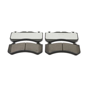 Pièces modifiées en usine, plaquettes de frein pour roues arrière de voiture pour Benz - Product Image 1