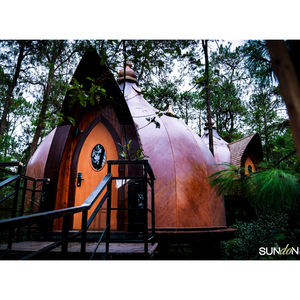 กระท่อมไม้รูปถั่วบ้านรีสอร์ทพร้อมกระเบื้องเหล็กสีหรูหราหลังคาแหลมกระท่อมล็อกสำหรับการตกแต่งภายนอกอาคารในโรงแรม - Product Image 2