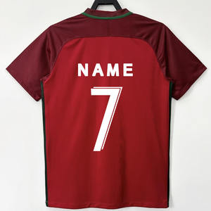 Maglia da Calcio Retrò Personalizzata 2016 Stile Portoghese della Thailandia Rossa di <span class=keywords><strong>Ronaldo</strong></span> # Maglia da Calcio Retrò Numero 7 - Product Image 1