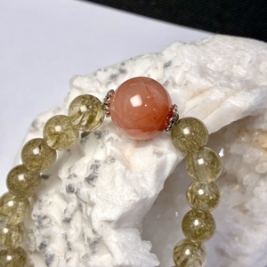 Pulsera de Cuarzo de Pelo de Conejo Verde y Rojo Vitality, Gemas Rutiladas de 7.5mm/13mm, 15.5g, Joyería de Sanación para la Riqueza y la Energía - Product Image 4