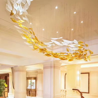Lustres et lampes en verre LED feuille d'érable suspendus au plafond intérieur moderne contemporain de luxe