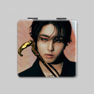All'ingrosso KPOP Idol randagio bambini ha mangiato Felix Hyunjin Double-face quadrato pieghevole portatile specchio per il trucco - Product Image 6