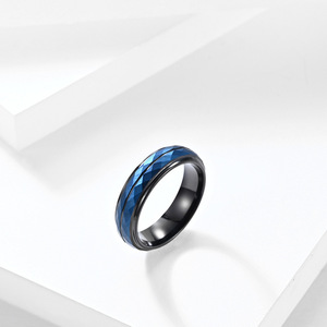 Anillo de acero de tungsteno negro y azul con corte de diamante, estilo único y popular, para los dedos índice de los hombres; único, individualista - Product Image 3