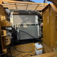 Excavatrice sur chenilles hydraulique d'occasion Caterpillar CAT323D2L de 23 tonnes, d'origine japonaise, avec composants essentiels (moteur, pompe)