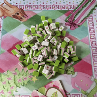 Tapis de Mahjong Américain de Noël de Luxe Vert Casse-Noisette 33 Pouces en Néoprène Premium avec Bords Cousus Silencieux Antidérapant Design Festif