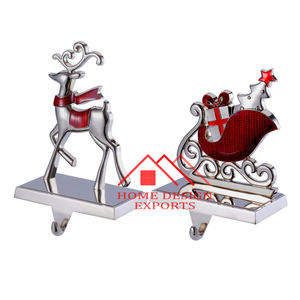 Soporte de media de ciervo de Venta caliente para decoraciones navideñas Soporte de media de trineo de aluminio para adornos navideños - Product Image 1