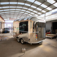 Nouveau camion de nourriture mobile en acier inoxydable 304 Hot Dogs Restaurant Camping-car Pizza Café Remorque de nourriture Crème glacée Chariot de nourriture