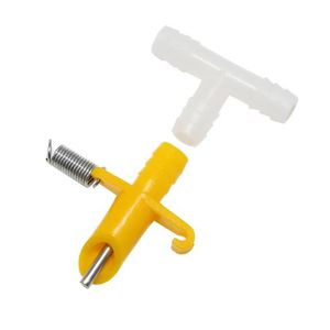 Equipo agrícola Rabbit Cage Drinker Nipple Waterer para la venta - Product Image 2