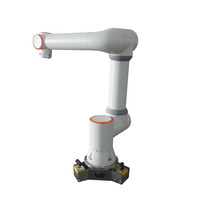 Robot de soldadura colaborativo portátil de 6 ejes, tipo arrastre, para soldadura MIG MAG y láser en estructuras de acero.