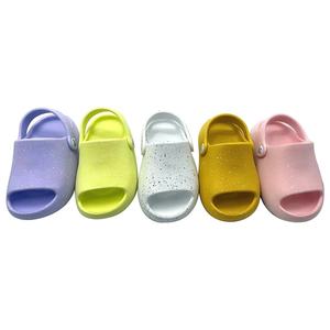 Nicecin scarpe da giardino per bambini Summer Cartoon Cute Soft Soled Rubber e EVA zoccoli per bambini pantofole da uomo Cool per ragazze - Product Image 4