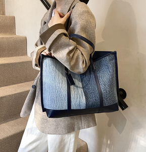 Bolso de compras de gran capacidad para mujer, versión coreana de moda, para las cuatro estaciones, nuevo diseño con cadena para llevar al hombro o cruzado. - Product Image 6